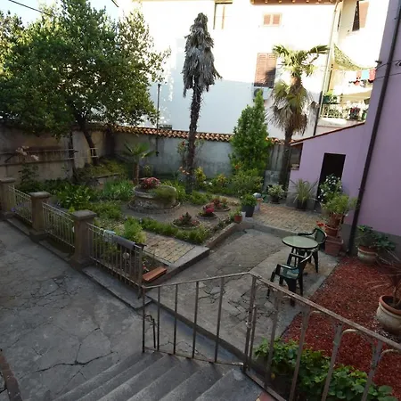 Apartman Secret Garden Koper