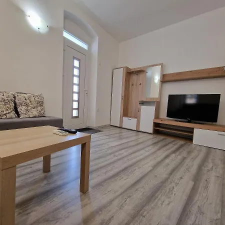 Secret Garden * Koper