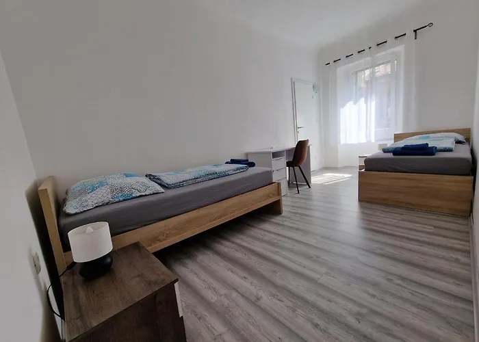 Secret Garden * Koper